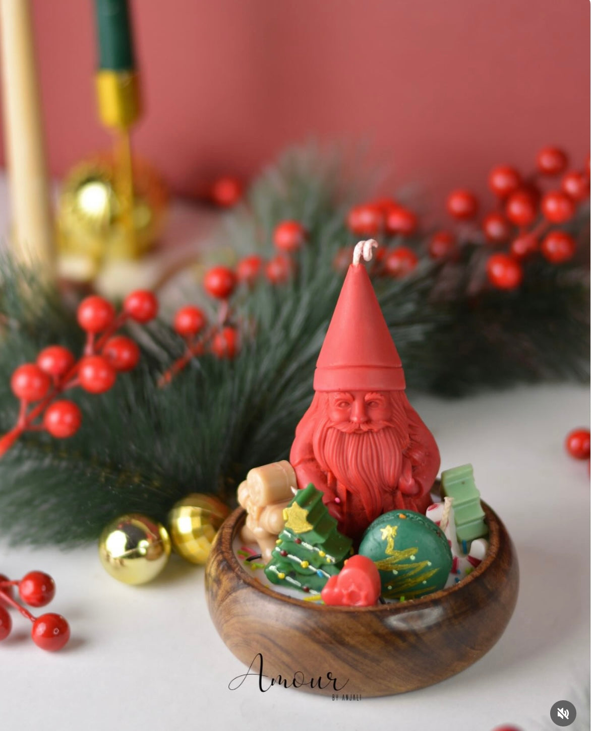 Santa’s Little Wonderland Candle