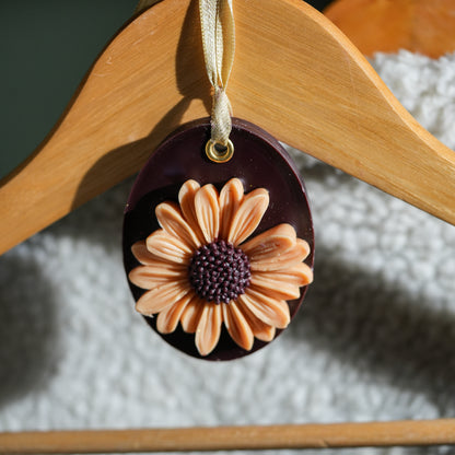 Sunflower luxury wax Sachets- – Bright Floral Wardrobe & Home Fragrance